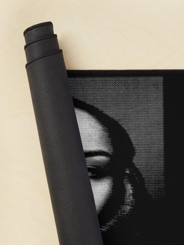urdesk mat rolltall portrait750x1000 22 - Sade Store